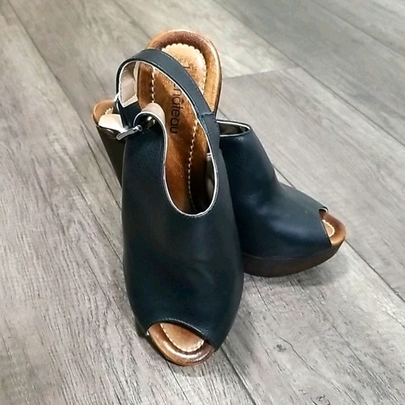 Le Chateau Peep Toe Strappy Platform Heels Size 8.5 - Picture 4 of 7